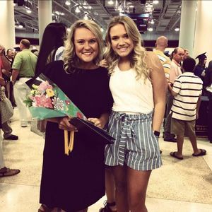 Meet your Posher, Abbie